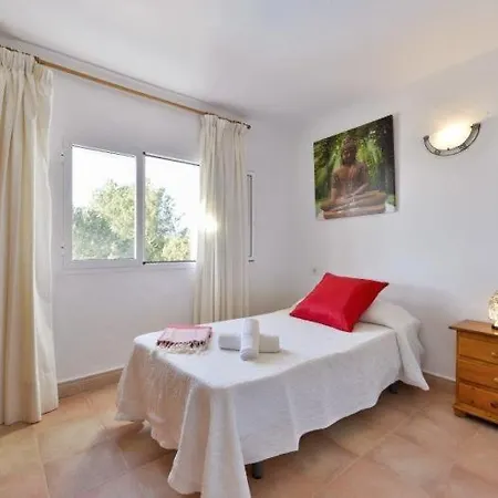 With Pool And Sea Views *