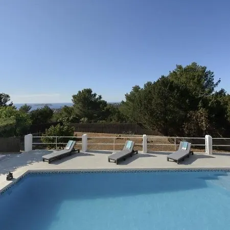 בית נופש With Pool And Sea Views *